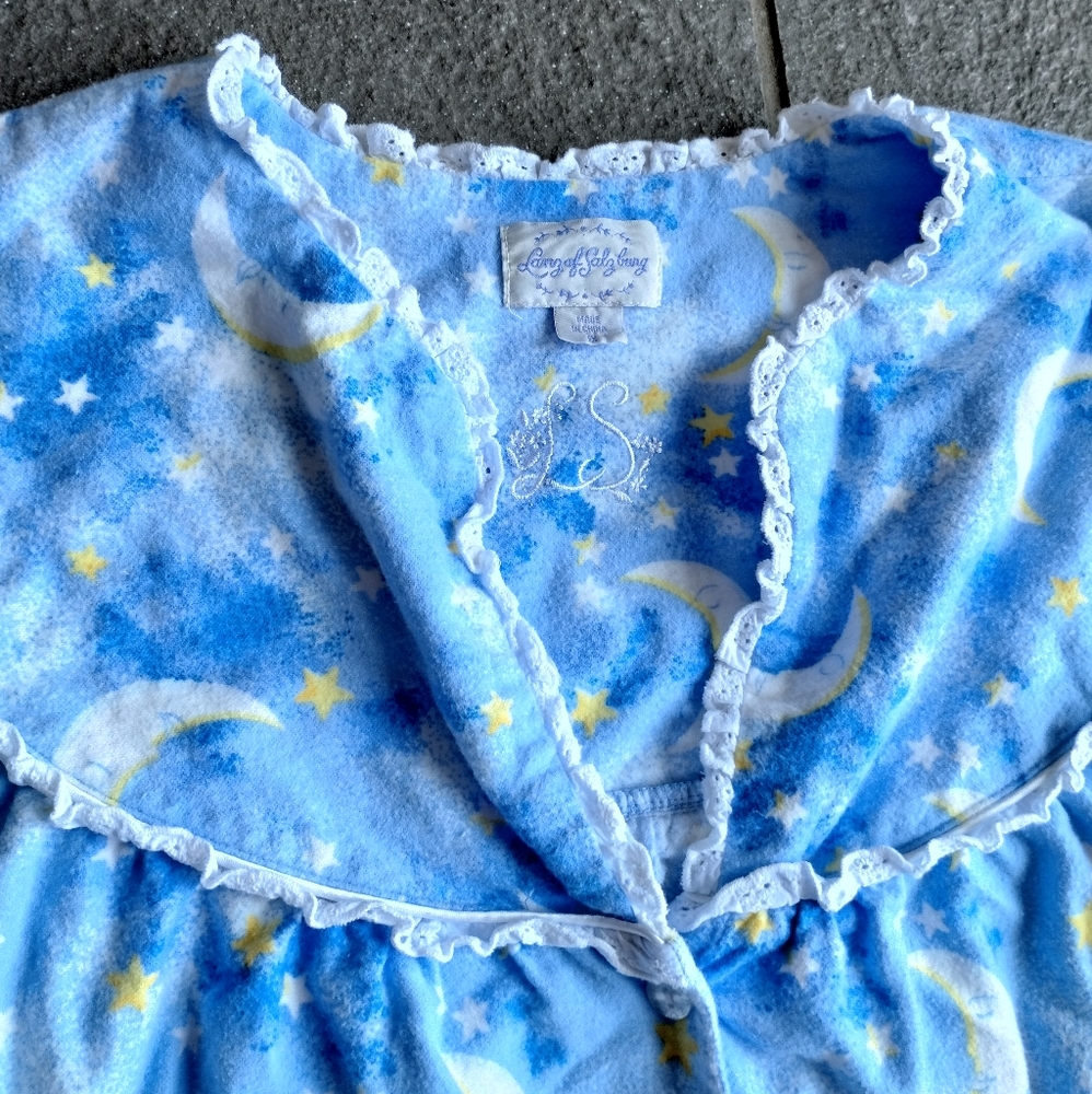 Lang of Salz Lung Women 1X Sleeping Moon And Stars Celestial Flannel Nightgown - Picture 8 of 12